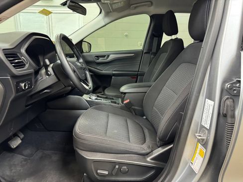 Used 2023 Ford Escape Active w/ Tech Pack #1 FWD image 12