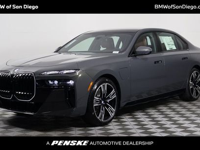 New 2026 BMW 750e xDrive w/ Executive Package