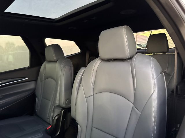 Used 2023 Buick Enclave Essence w/ Experience Buick Package AWD/4WD image 27