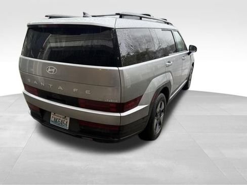 Used 2025 Hyundai Santa Fe SEL image 6