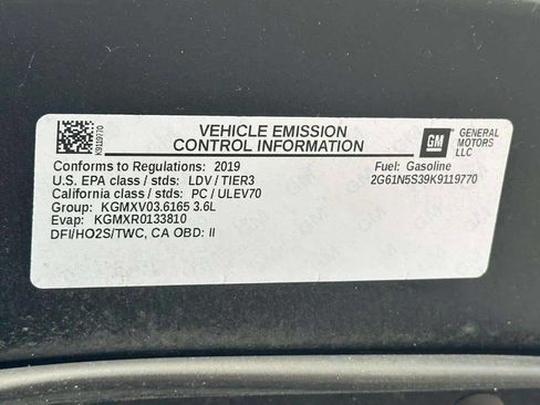 Used 2019 Cadillac XTS Luxury image 38