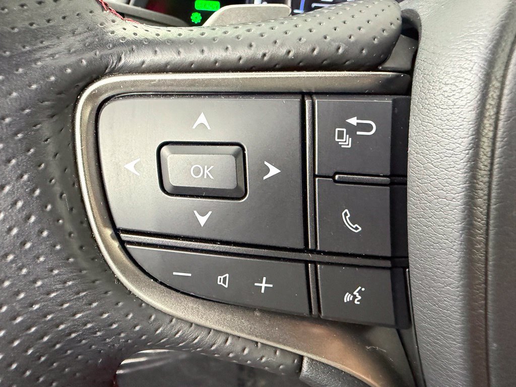 Used 2021 Lexus UX 250h F Sport AWD/4WD image 25