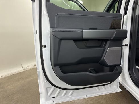 New 2026 Ford F350 Lariat image 26