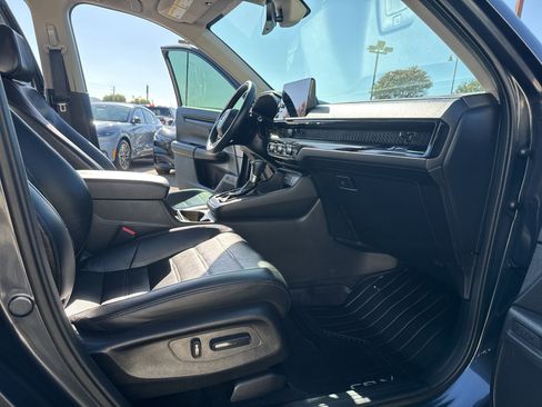 Used 2023 Honda CR-V EX-L image 26