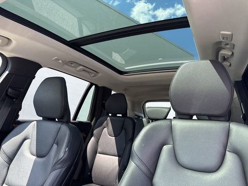 Used 2023 Volvo XC90 B5 Plus AWD/4WD image 35