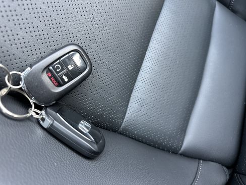 Used 2025 Honda Civic Sport Touring image 20