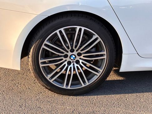 Used 2018 BMW 530i xDrive AWD/4WD image 48