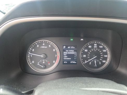 Used 2020 Hyundai Tucson SE image 15