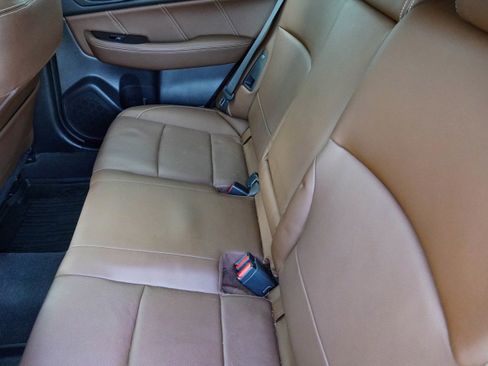 Used 2018 Subaru Outback 2.5i Touring image 37