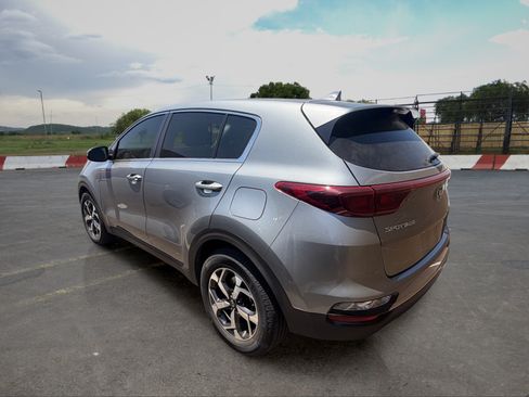 Used 2020 Kia Sportage LX w/ LX Popular Package FWD image 3