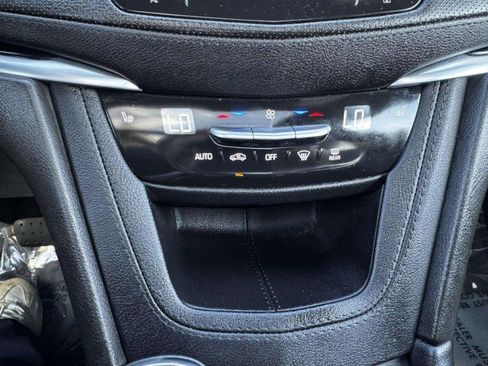 Used 2024 Cadillac XT6 Luxury w/ LPO, Floor Liner Package image 32