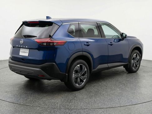 Used 2025 Nissan Rogue SV FWD image 9