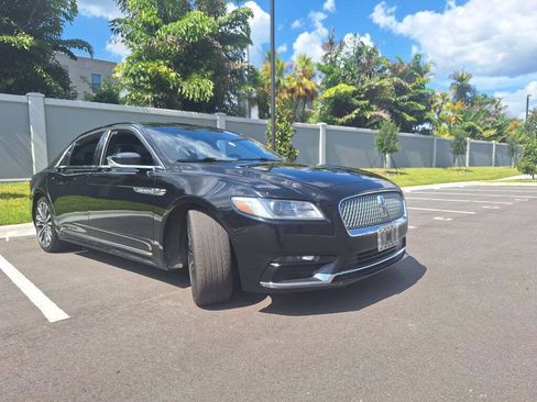 Used 2018 Lincoln Continental Reserve w/ Continental Climate Package AWD/4WD image 4