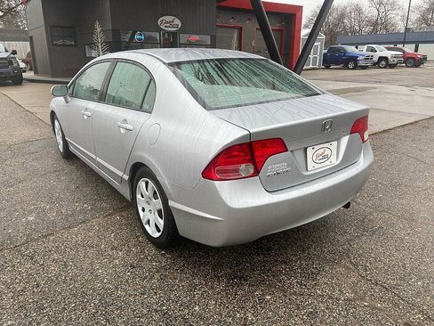 Used 2008 Honda Civic LX image 2