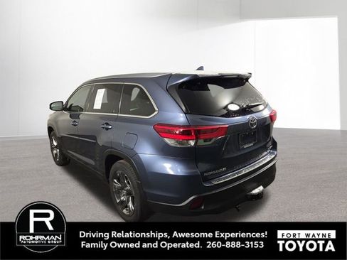 Used 2019 Toyota Highlander XLE image 9