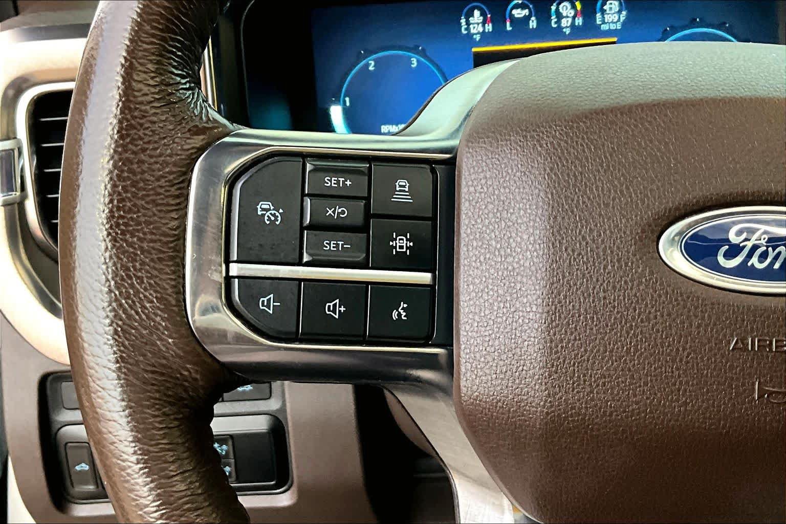 Used 2023 Ford F250 King Ranch w/ FX4 Off-Road Package AWD/4WD image 24