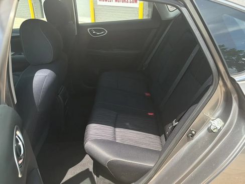 Used 2017 Nissan Sentra SV FWD image 10