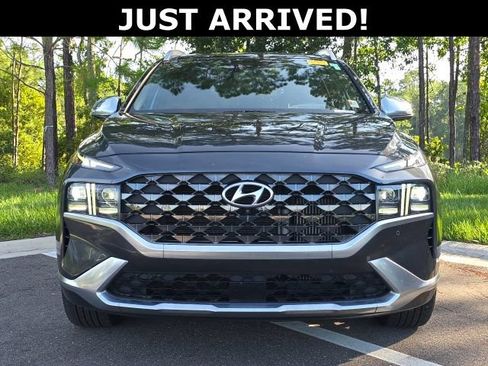 Used 2022 Hyundai Santa Fe Calligraphy FWD image 2