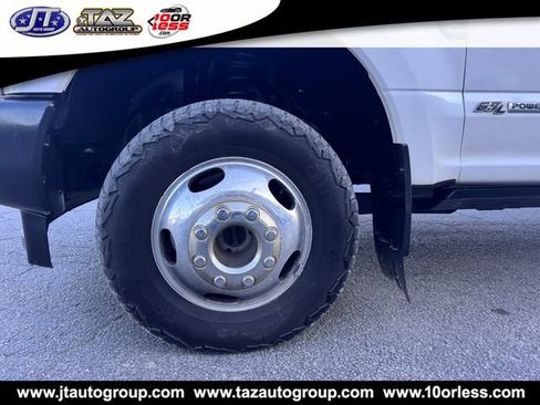 Used 2017 Ford F350 Platinum w/ Platinum Ultimate Package AWD/4WD image 6
