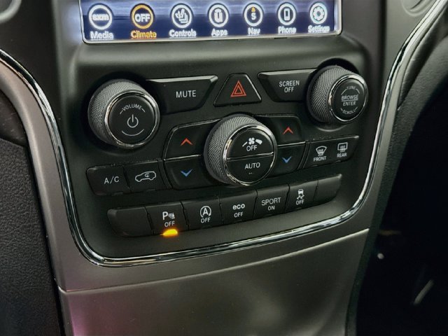 Used 2018 Jeep Grand Cherokee Altitude AWD/4WD image 16