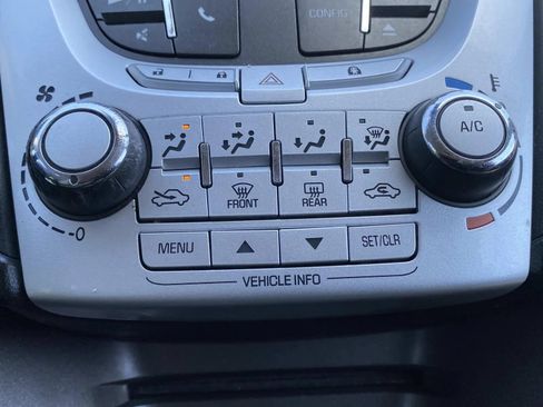 Used 2013 Chevrolet Equinox LT FWD image 25