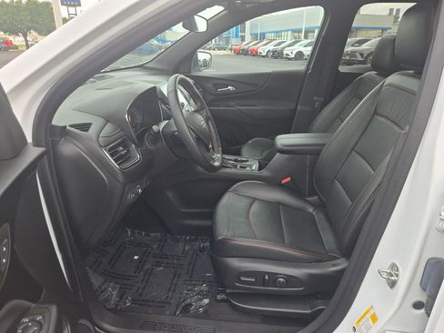 Certified 2023 Chevrolet Equinox RS w/ RS Leather Package AWD/4WD image 9