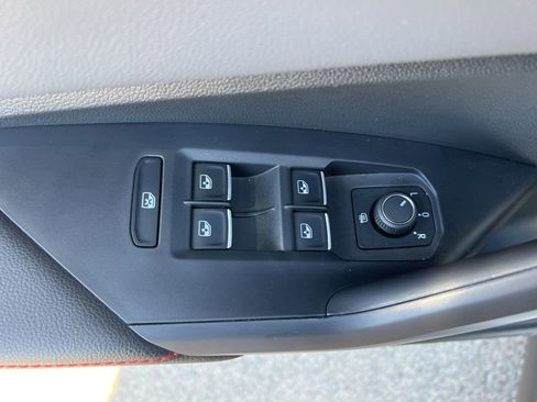 Used 2025 Volkswagen Jetta GLI Autobahn image 46