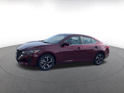 Used 2025 Nissan Sentra SV image 8