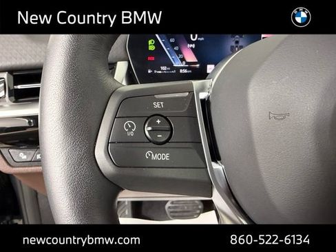 Used 2025 BMW X2 xDrive28i AWD/4WD image 15