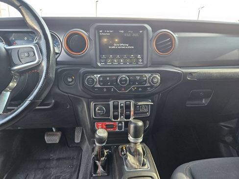 Used 2021 Jeep Gladiator Mojave w/ Dual Top Group AWD/4WD image 20