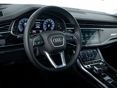 Certified 2023 Audi Q7 3.0T Premium w/ Convenience Package AWD/4WD image 10