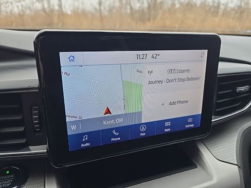 Used 2021 Ford Explorer XLT w/ Equipment Group 202A image 19