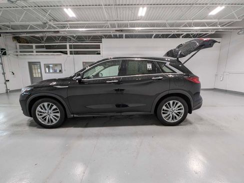 Used 2023 INFINITI QX50 Luxe AWD/4WD image 12