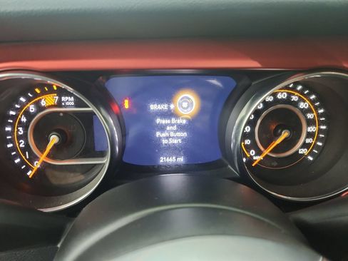 Used 2023 Jeep Wrangler Unlimited Rubicon w/ Cold Weather Group AWD/4WD image 26