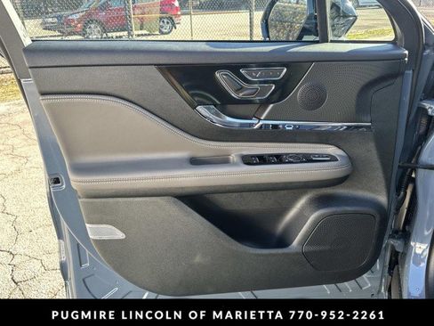 New 2026 Lincoln Corsair Premiere image 10