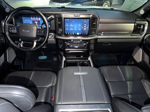 Used 2026 Ford F450 Platinum w/ FX4 Off-Road Package AWD/4WD image 15