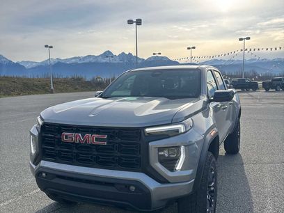 Used 2024 GMC Canyon Elevation w/ Convenience Package