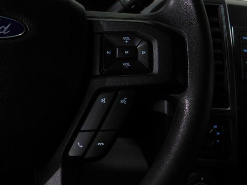 Used 2018 Ford F150 XLT w/ Heavy-Duty Payload Package image 44