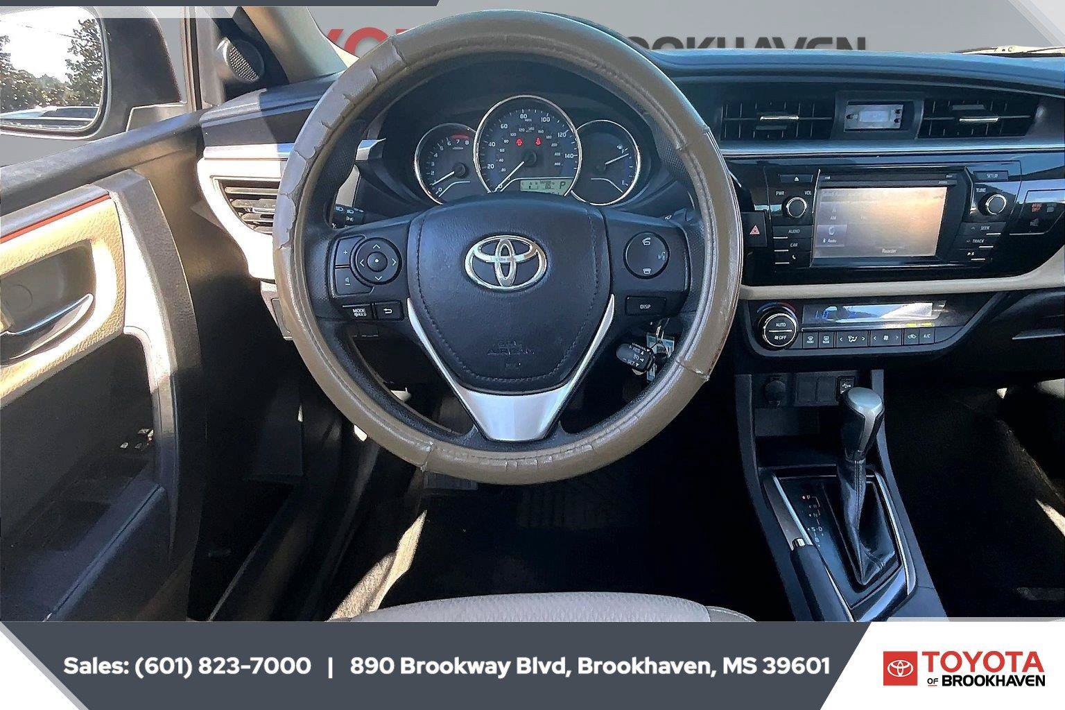 Used 2015 Toyota Corolla FWD image 5