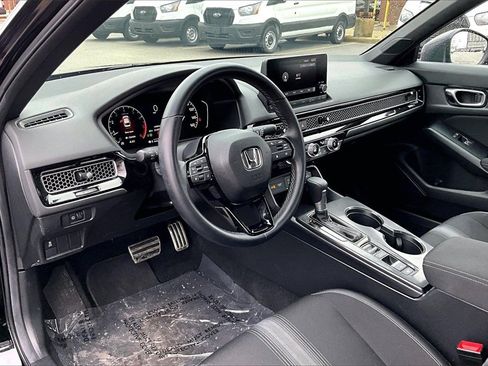 Used 2025 Honda Civic Sport image 13