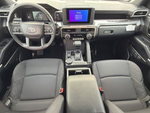 Used 2026 Toyota Tacoma SR5 AWD/4WD image 16