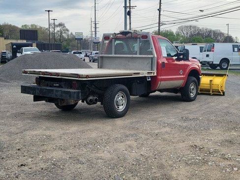 Used 2012 Ford F350 XL w/ XL Decor Group AWD/4WD image 4