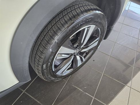 Used 2021 Nissan Rogue SL AWD/4WD image 39