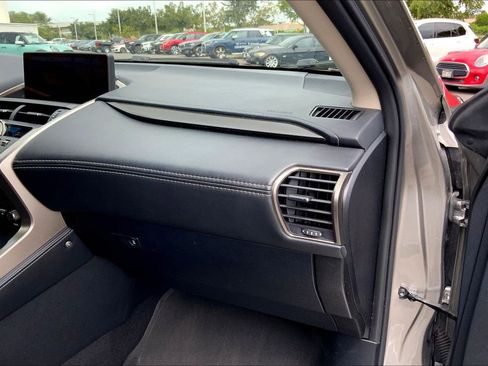 Used 2018 Lexus NX 300 FWD image 16