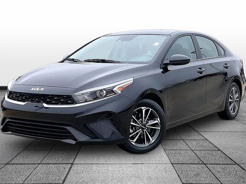 Certified 2024 Kia Forte LXS image 1