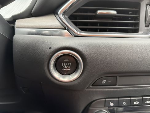 Used 2023 MAZDA CX-5 Signature image 19