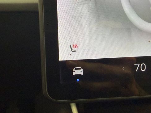 Used 2018 Tesla Model 3 Long Range RWD image 12