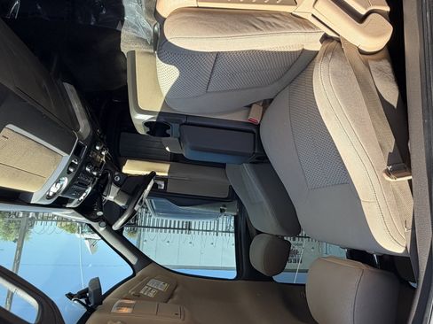 Used 2012 Ford F150 XLT w/ XLT Convenience Pkg RWD image 15