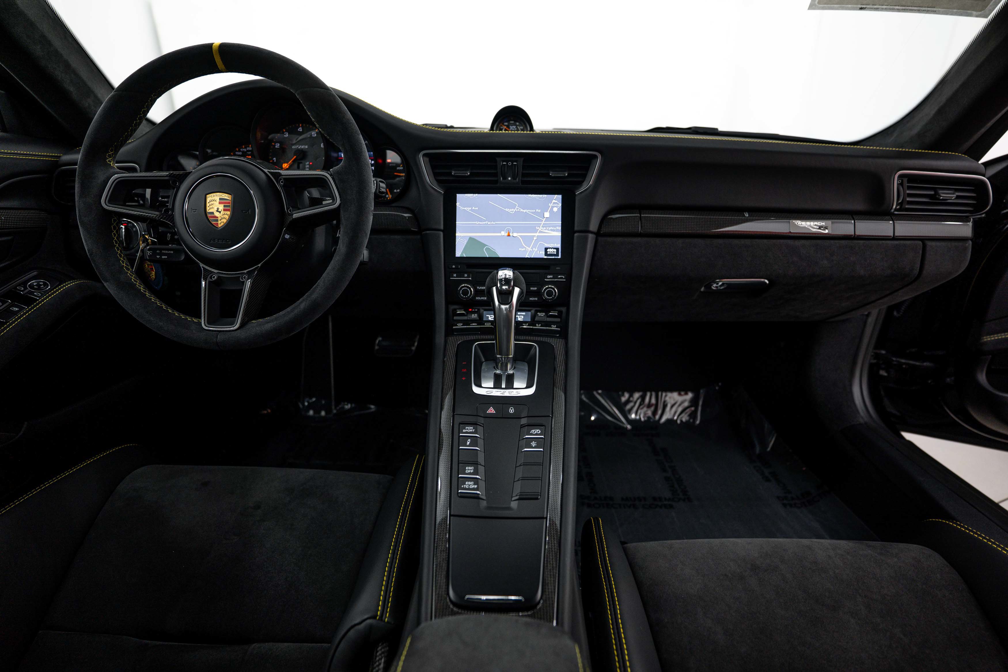 Certified 2018 Porsche 911 GT2 RS RWD image 12