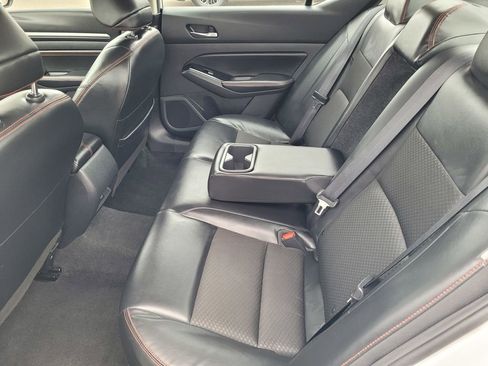 Used 2023 Nissan Altima 2.5 SR image 8